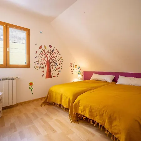 Maison Pour 10 Pers. Proche Lac, Wifi, Garage Securise - Fr-1-695-26 펜션 Génos